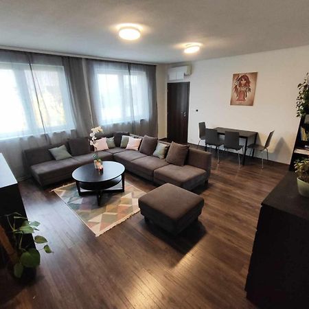 Appartamento Apartman Dominika Rovinka Esterno foto